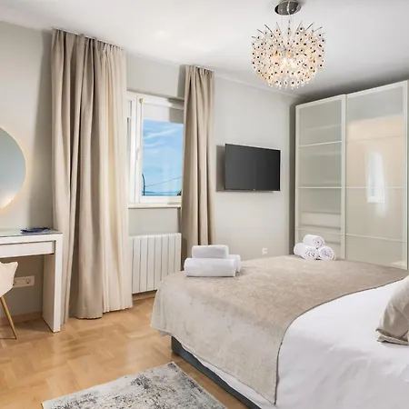 Appartement With A Parking Space - 23458 *