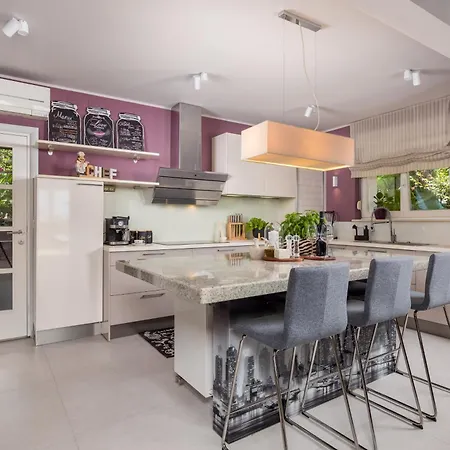 Lejlighed With A Parking Space - 23458 *