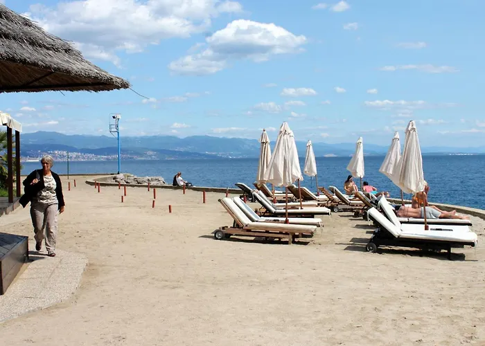 Apartment With A Parking Space - 23458 Opatija