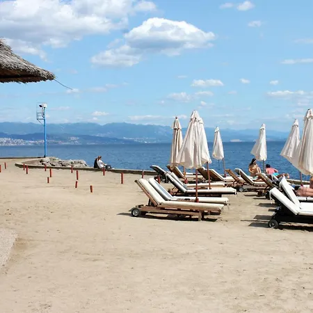 아파트 With A Parking Space - 23458 오파티아